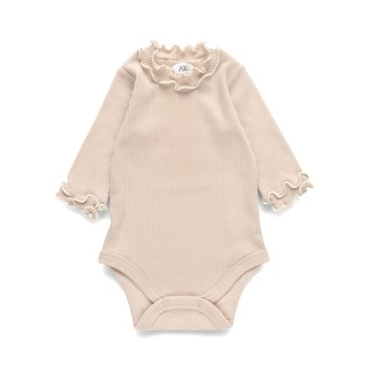 ピンクベージュ