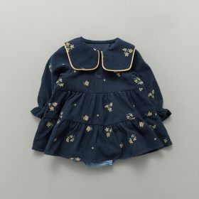 ネイビーブルー