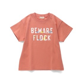 サーモンピンク