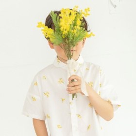 【WEB先行】【おそろい】花刺しゅう半袖シャツ