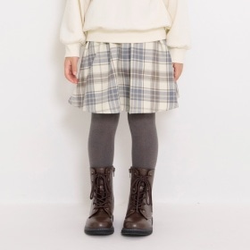 チェック柄スカート