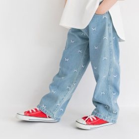 【WEB限定価格】リボン総柄刺しゅうデニムパンツ