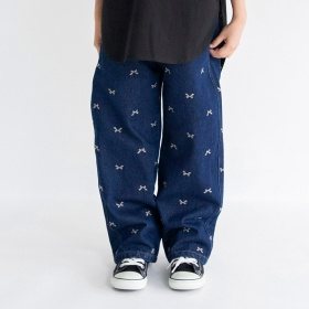 【WEB限定価格】リボン総柄刺しゅうデニムパンツ