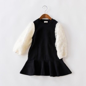 ふんわり袖ワンピース