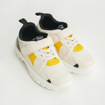 【足育】配色スニーカー