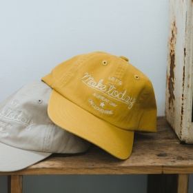 刺しゅうロゴキャップ