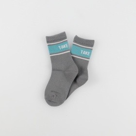 チャコールグレー