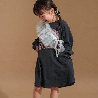 【DRC/お肌に嬉しい綿100％】グラフィック長袖ワンピース+チュールマルチフリルセット