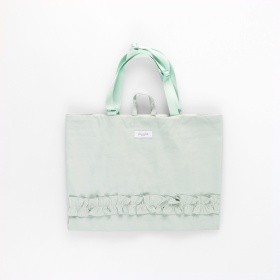 ライトグリーン