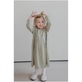 【ビエンナビエン】ワンポイントチェリー刺しゅう 膝下丈ワンピース