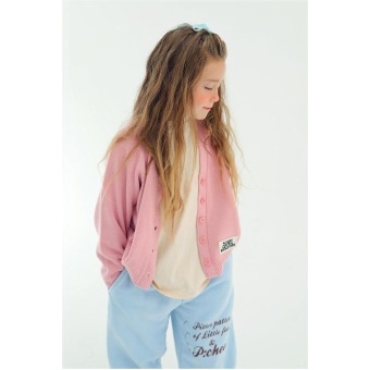 【ピーチーズ】裾ワッペンVネックカーディガン