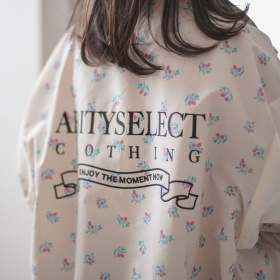 【aBity select./アビティセレクト】バックプリント  小花柄ウィンドブレーカー